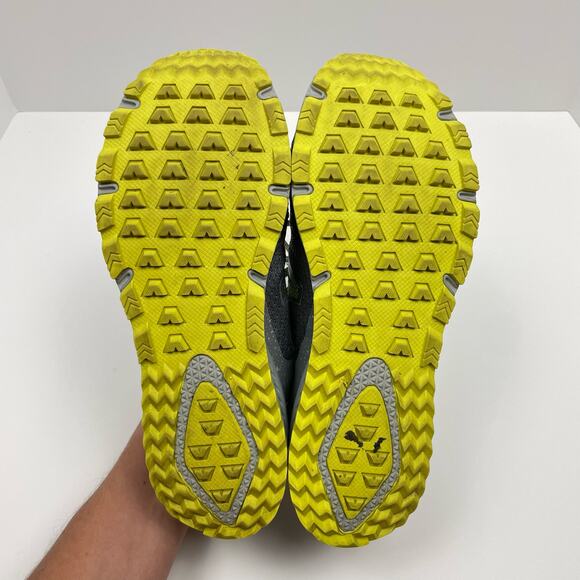 New Balance | Women's FUELCORE T590V4 590 V4 Trail Running Athletic Shoes - Picture 10 of 10